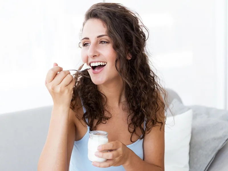 Ăn sữa chua mỗi ngày có tốt không? – Lợi ích, cách ăn và những lưu ý