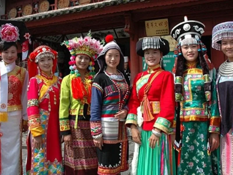 trang phuc truyen thong trung quoc 6 kieu y phuc dac sac